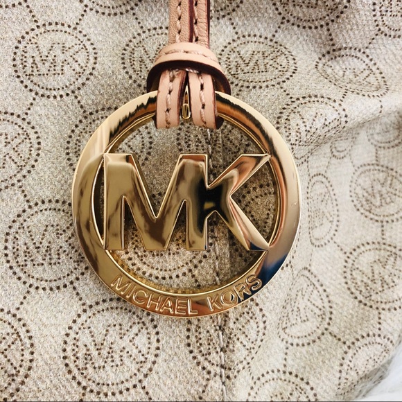 Michael Kors Tote Bag - Picture 3 of 7